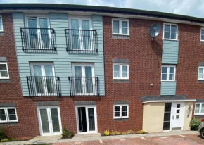 1BR-Sleeps3-Parking-NearCityCentre-ShoppingCentre